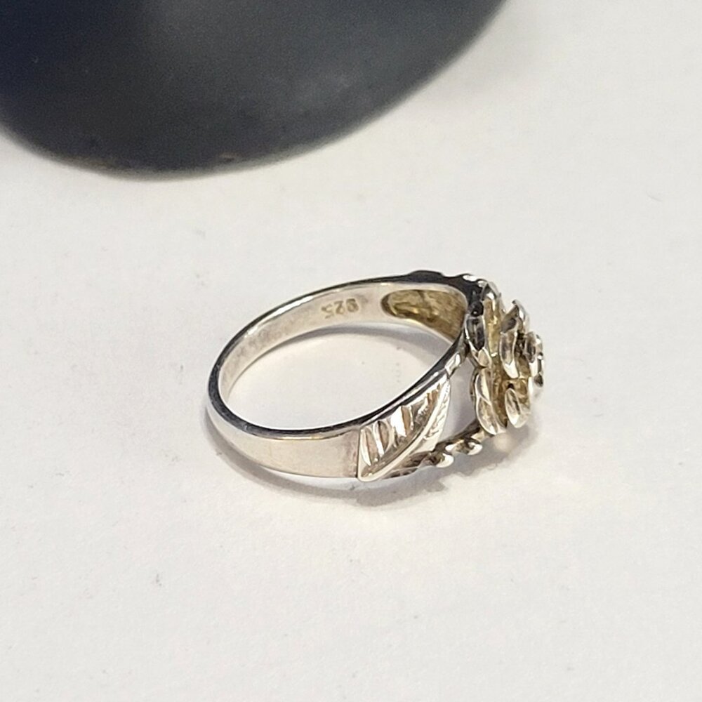 Vintage Sterling Silver Laser Cut Rose Ring Size 6 - Picture 5 of 6